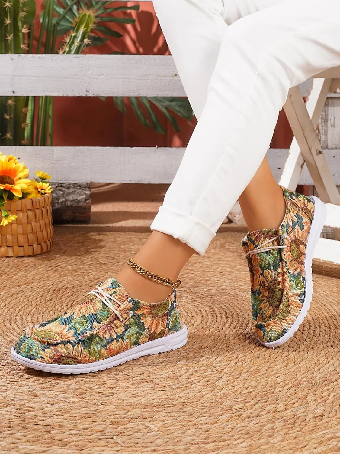 Women's Comfortable Floral Print Lace-up Loafers Wide Width Slip on Sneakers Orthopedic Women Boat Shoes Lightweight Arch Support Walking Shoes
