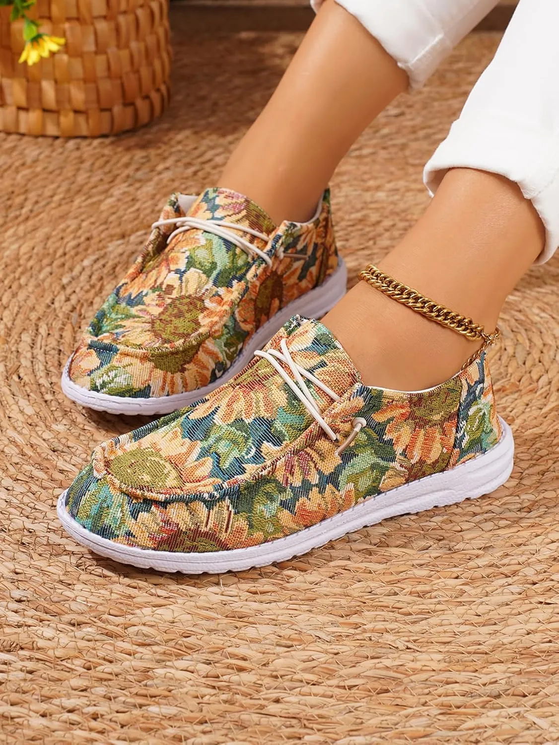 Women's Comfortable Floral Print Lace-up Loafers Wide Width Slip on Sneakers Orthopedic Women Boat Shoes Lightweight Arch Support Walking Shoes